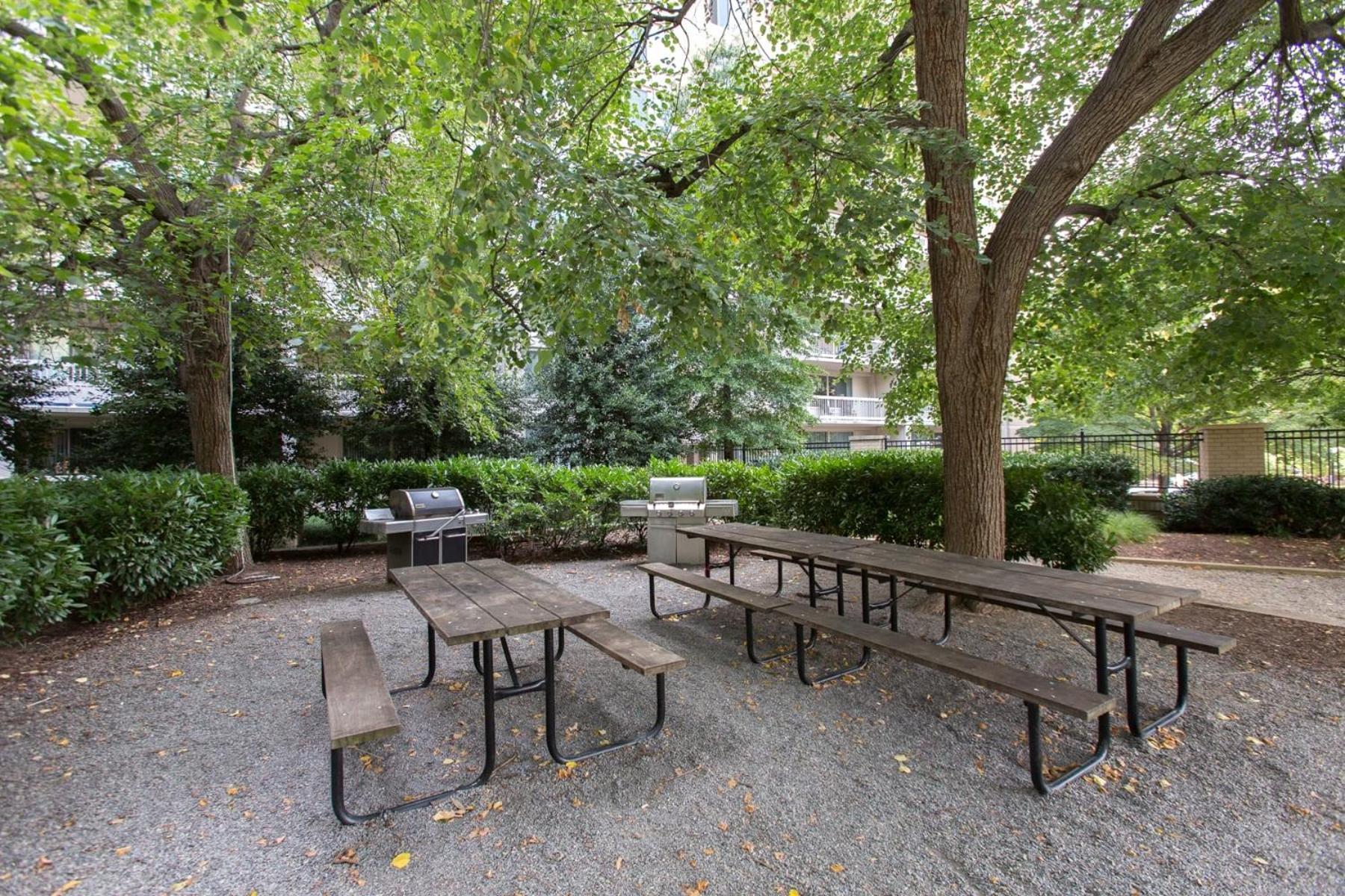 Spacious 2 Bedrooms Apt @Crystal City With Gym Arlington Eksteriør bilde