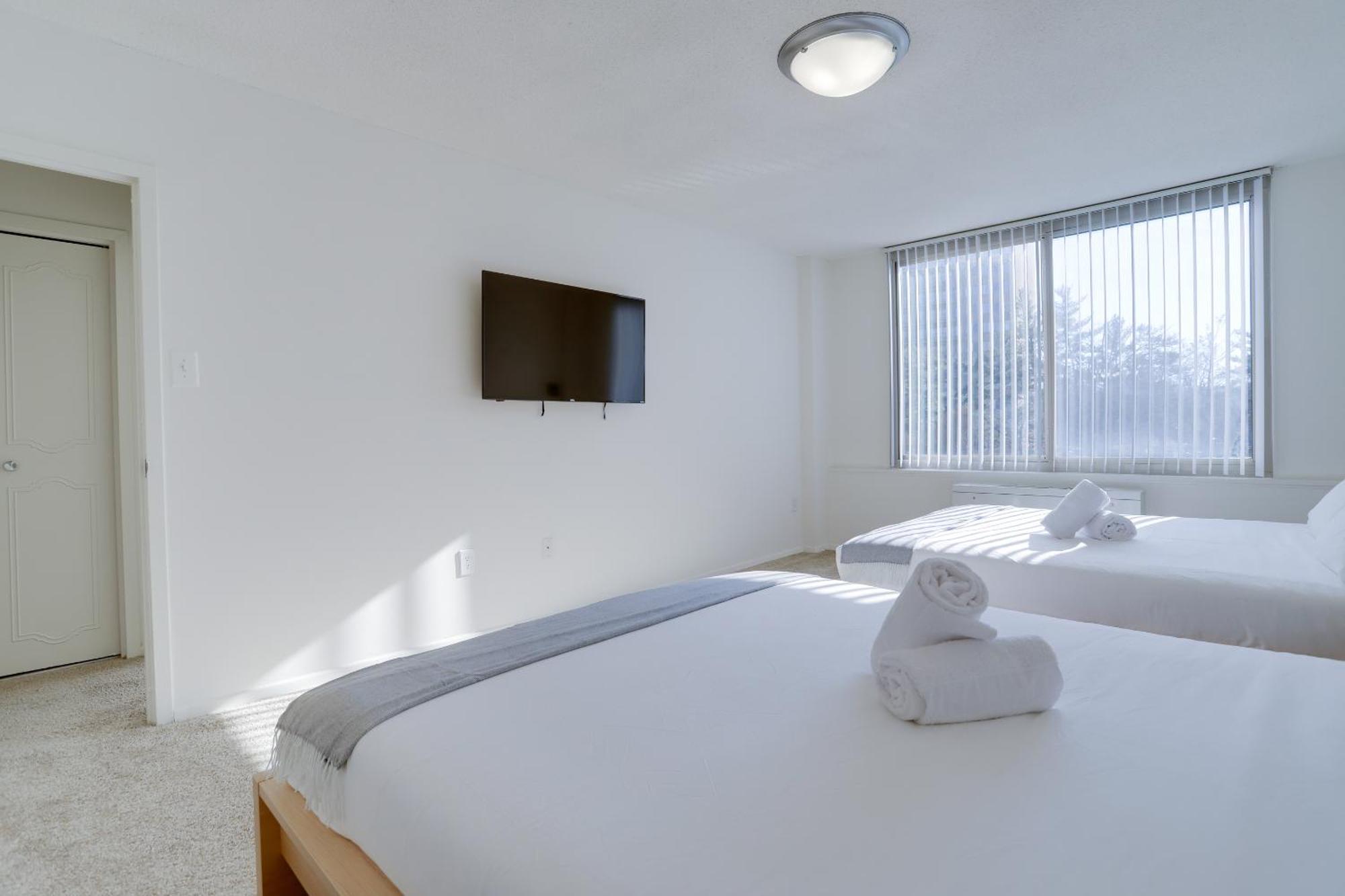 Spacious 2 Bedrooms Apt @Crystal City With Gym Arlington Eksteriør bilde