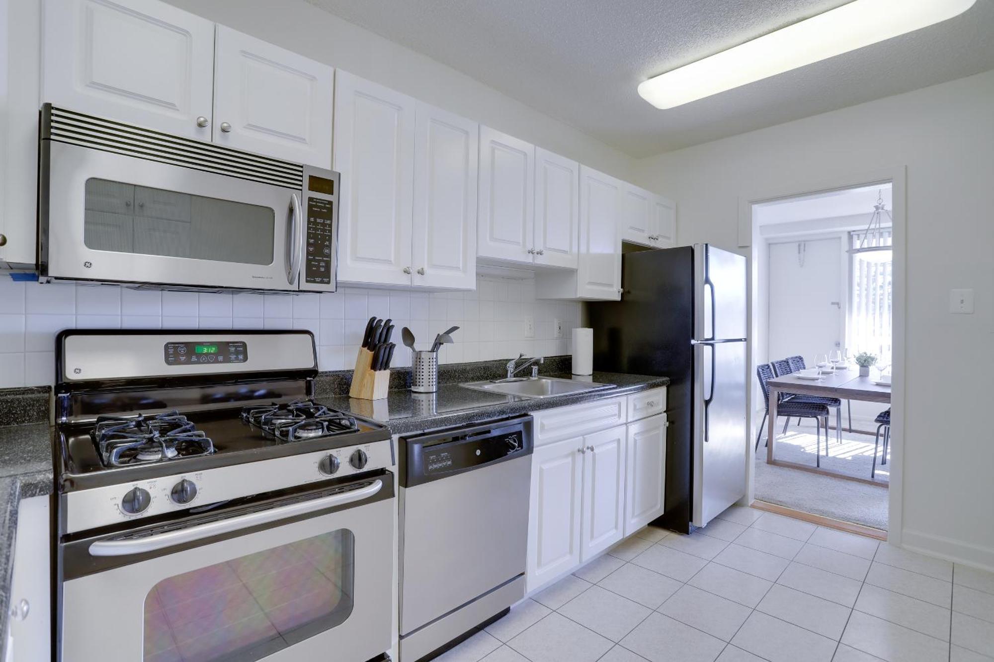 Spacious 2 Bedrooms Apt @Crystal City With Gym Arlington Eksteriør bilde